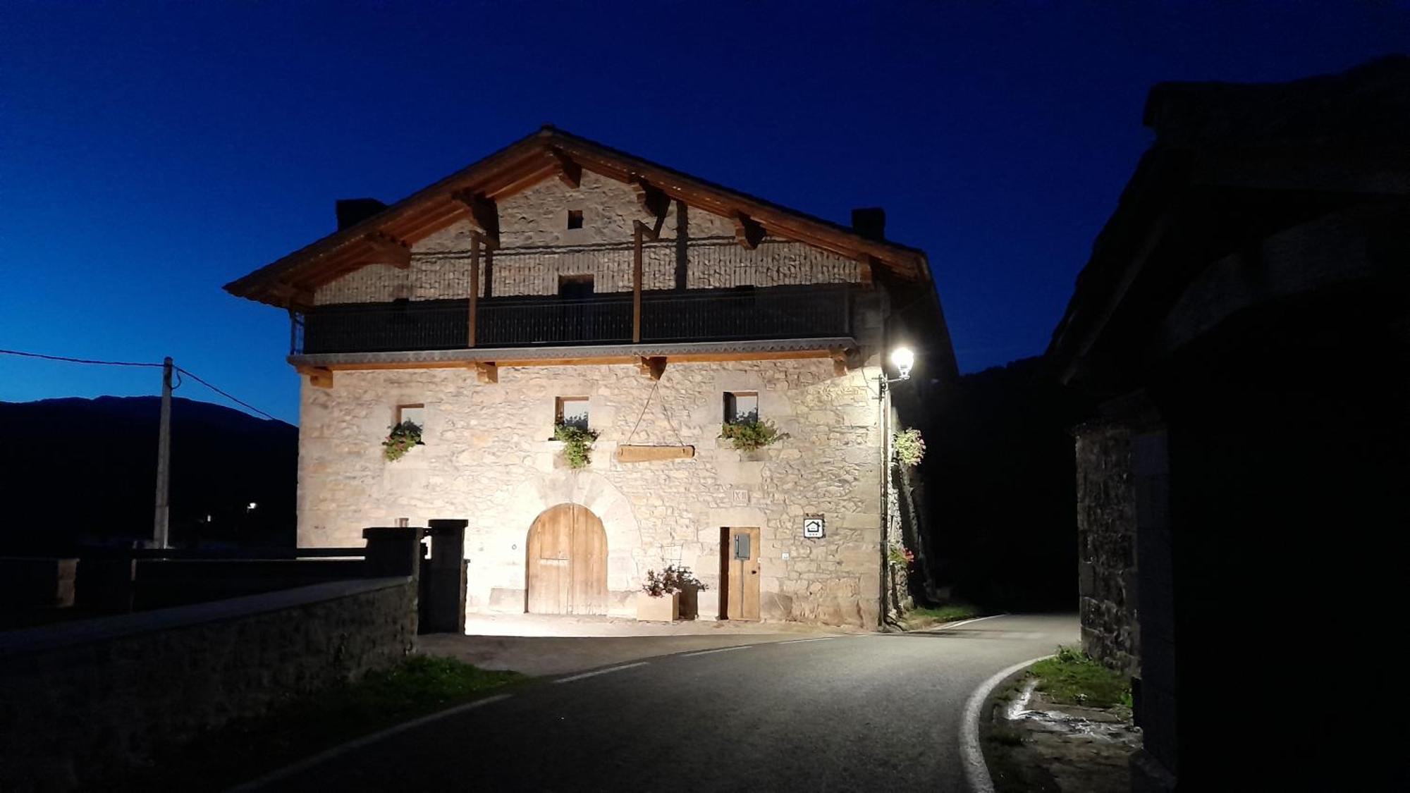 Casa Rural Juangoxenea Ihaben Экстерьер фото
